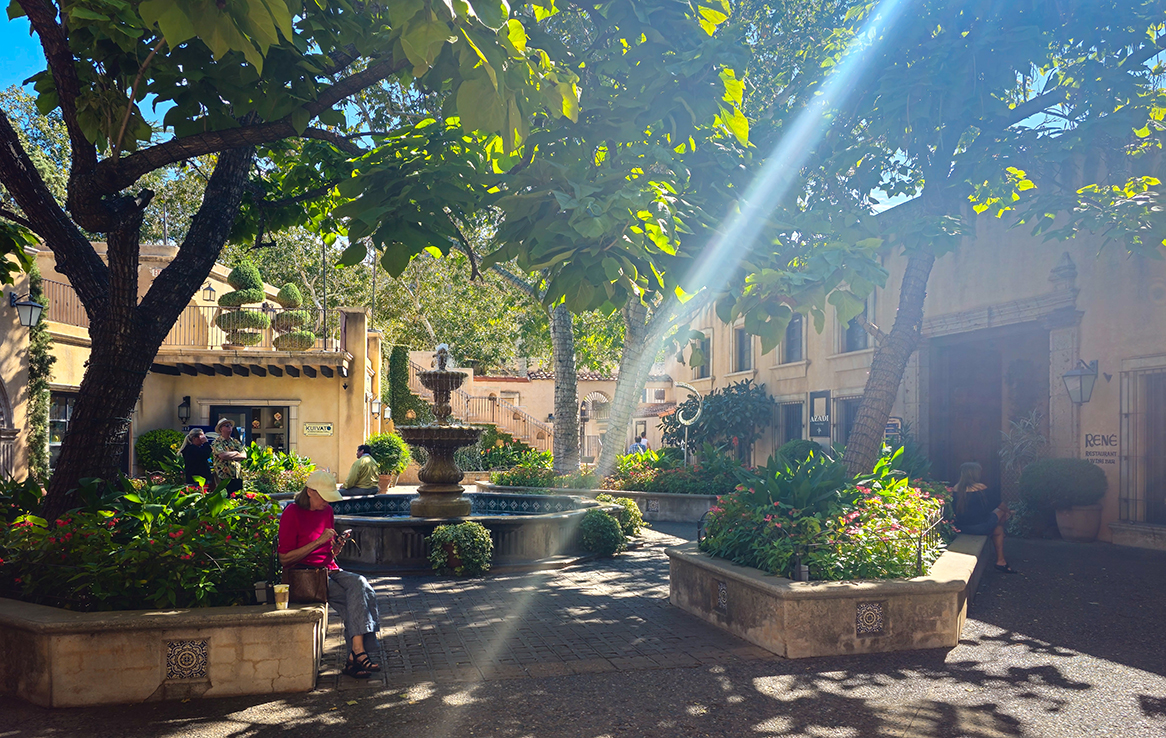 Tlaquepaque Art & Shopping Village Sedona